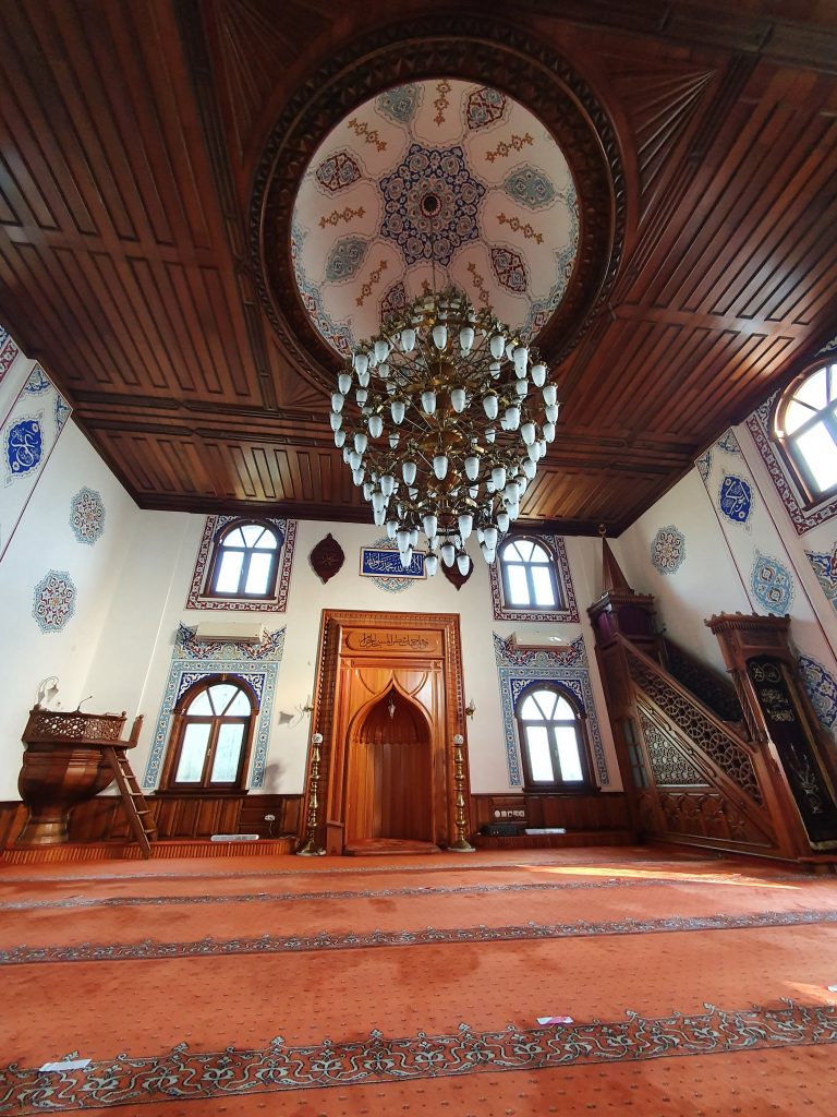 Uzuntarla Merkez Cami Uzuntarla Merkez Cami