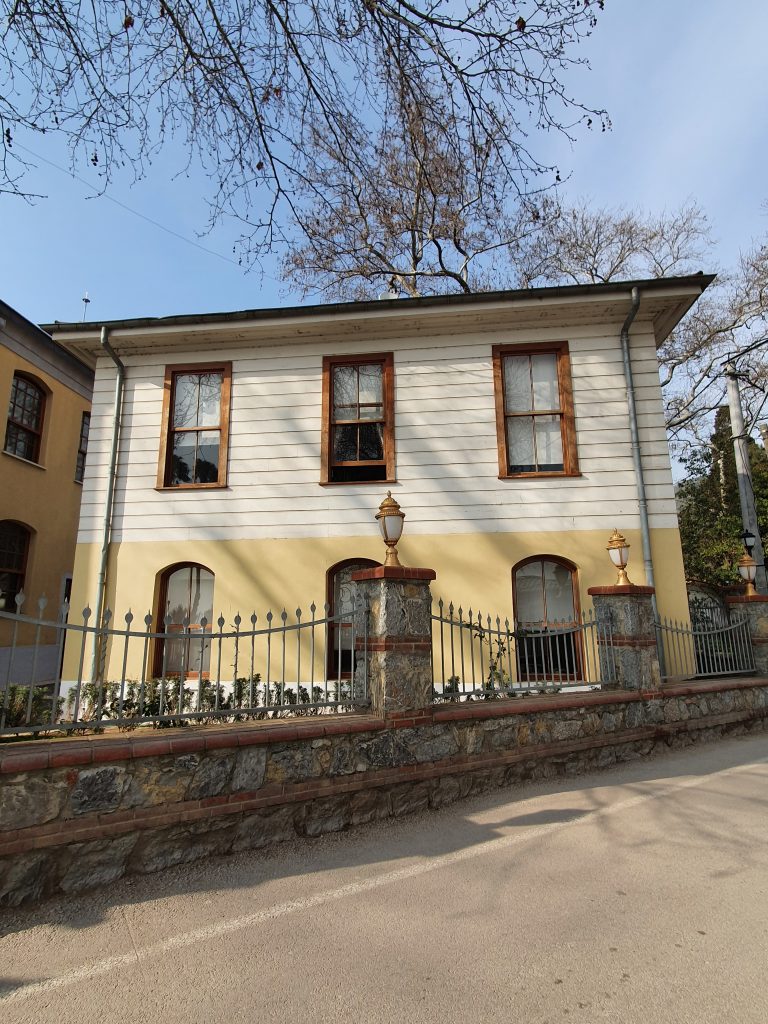 Karakol Binası Karakol Binası