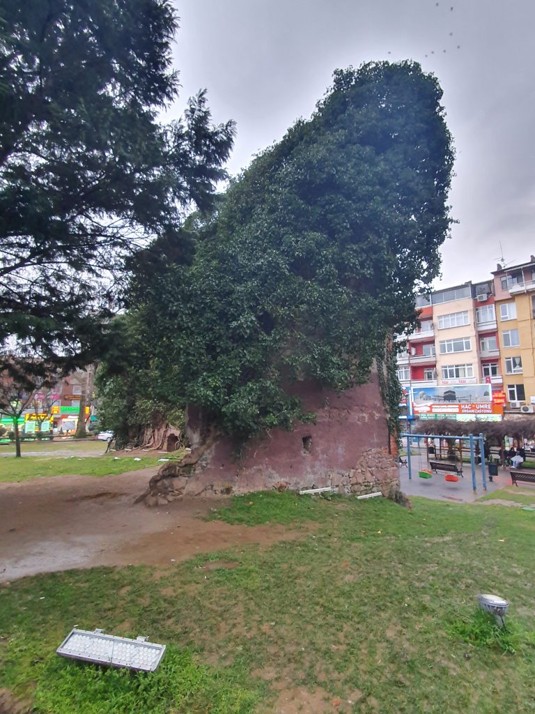 İzmit Tekel Binası İzmit Tekel Binası