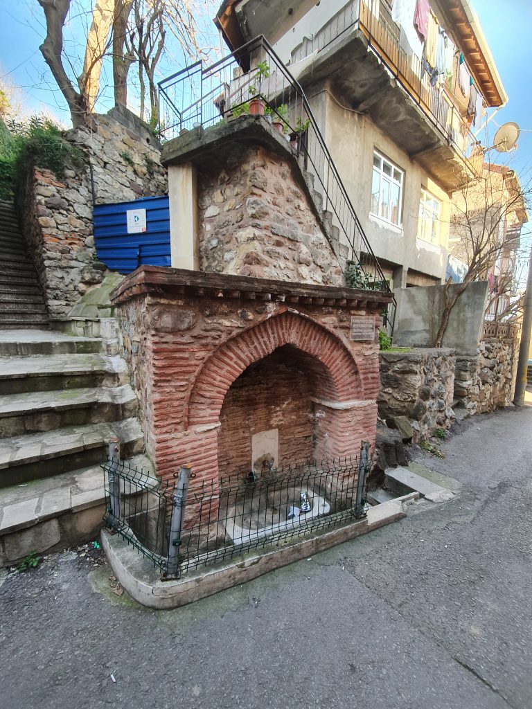 Kabaran Çeşme Kabaran Çeşme