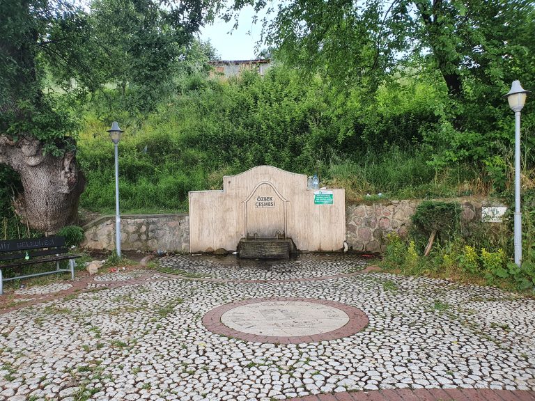Özbek Çeşmesi Özbek Çeşmesi