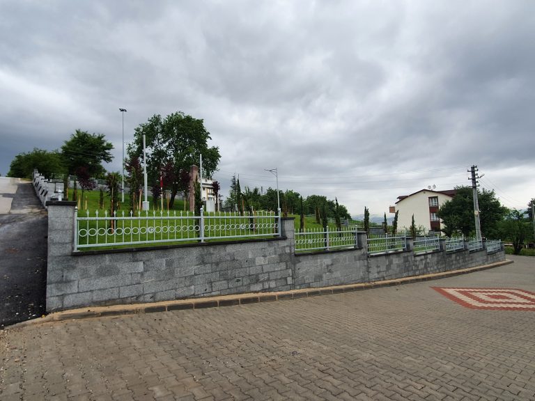 Hüseyin Kaptan Şehitliği Anıt Mezarı