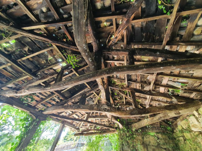 İshaklar Köyü Çamaşırhanesi İshaklar Köyü Çamaşırhanesi