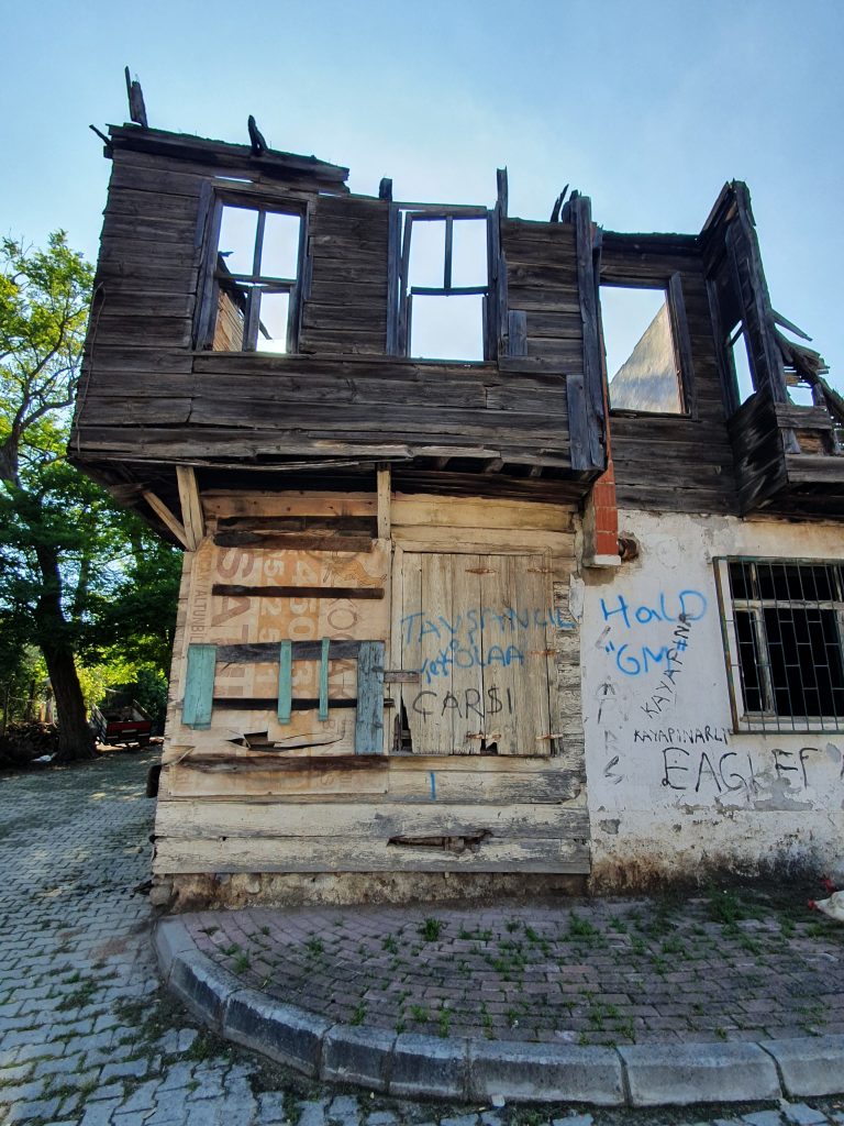 Tavsancil Tarihi Evleri 5 768x1024