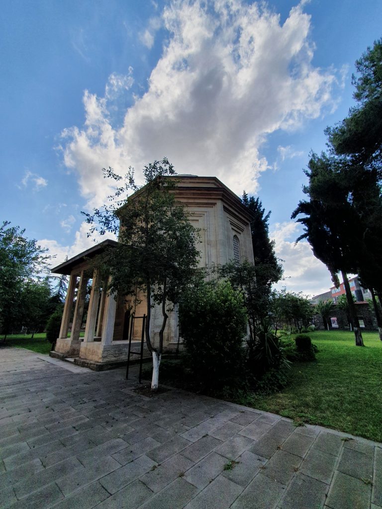 Coban Mustafa Pasa Turbesi 3 768x1024