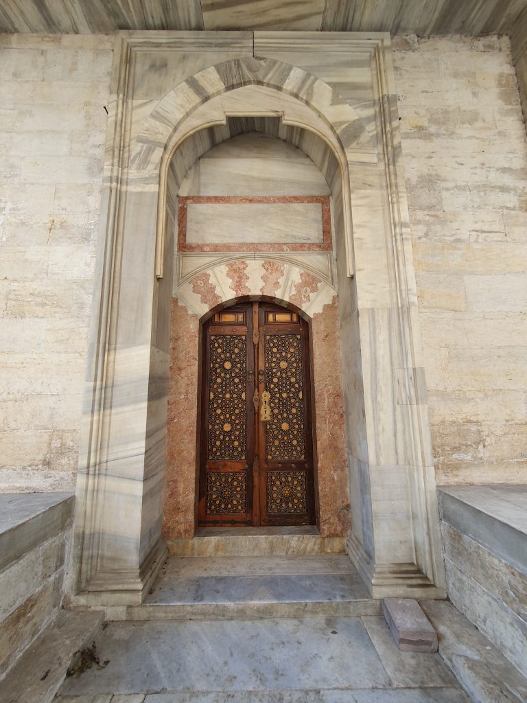 Coban Mustafa Pasa Turbesi 8 768x1024