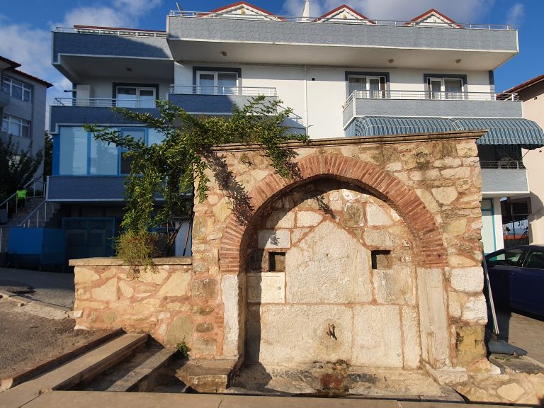 Gundogdu Cesmesi 12 768x576