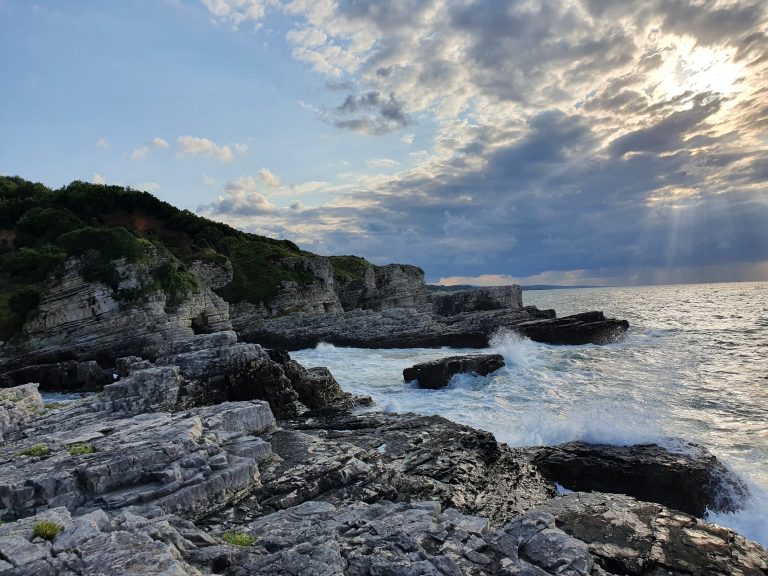 Seyrekte Bir Koy 13 768x576