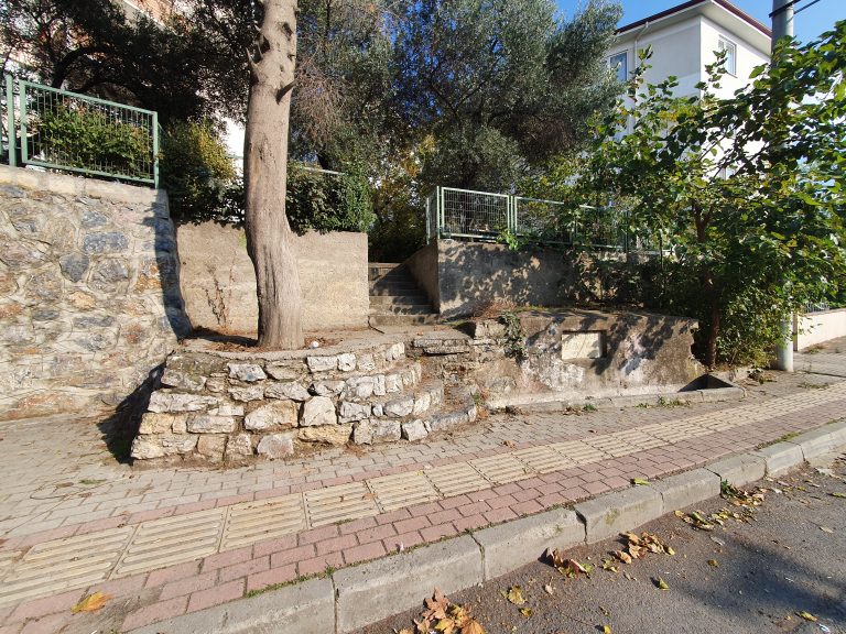 Papucizade Ahmed Aga Cesmesi 1 768x576