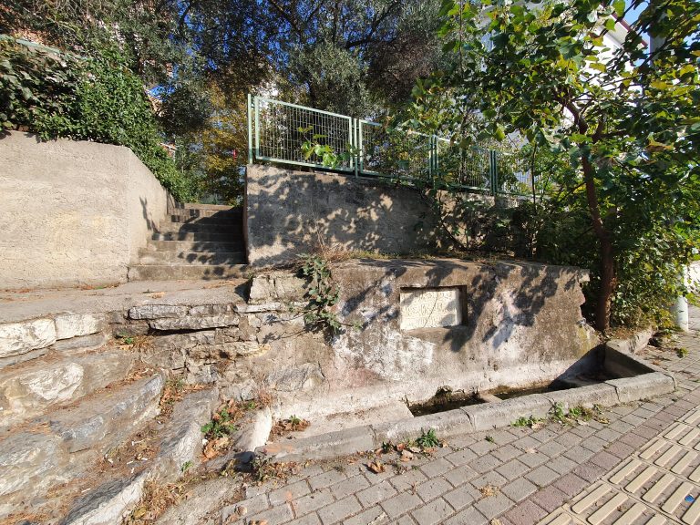 Papucizade Ahmed Aga Cesmesi 2 768x576