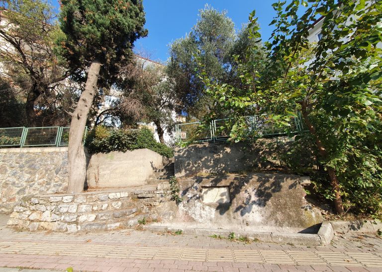 Papucizade Ahmed Aga Cesmesi 3 768x548