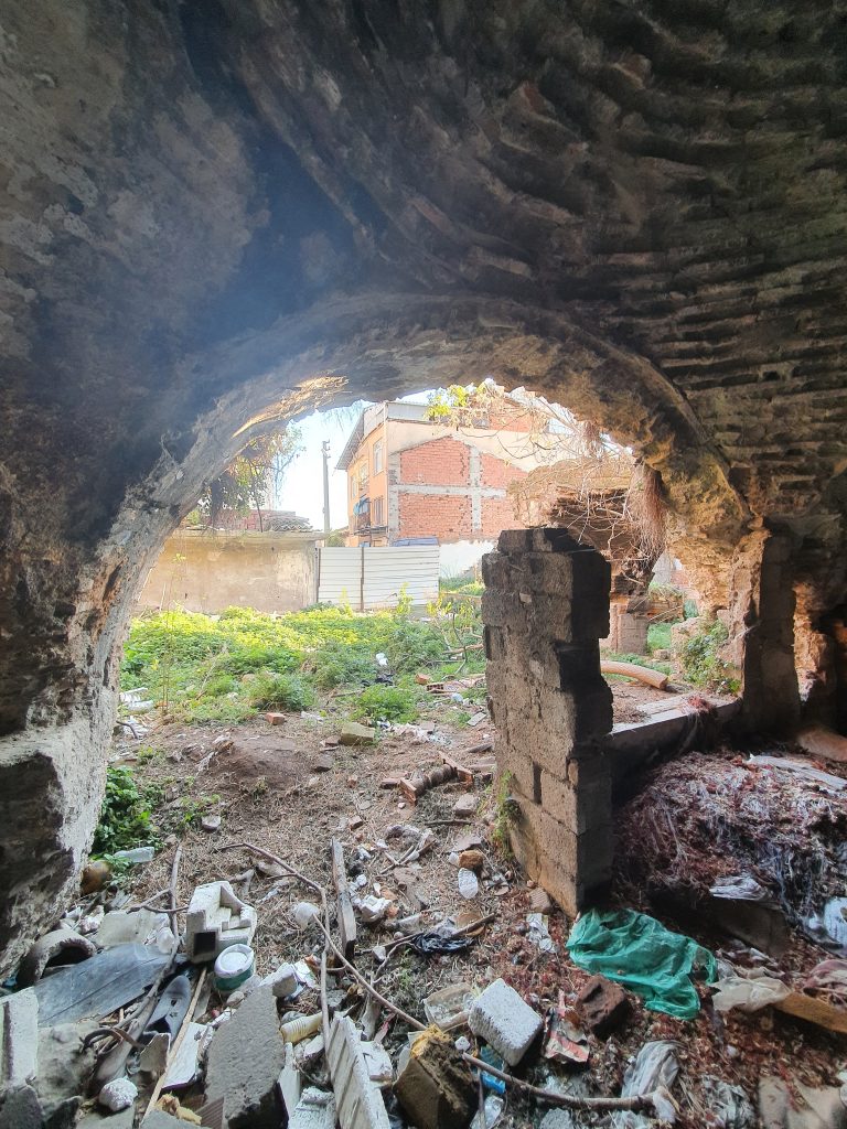 In Bayiri Sarnici 21 768x1024