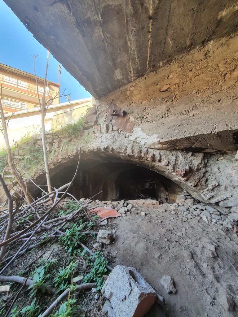 In Bayiri Sarnici 27 768x1024