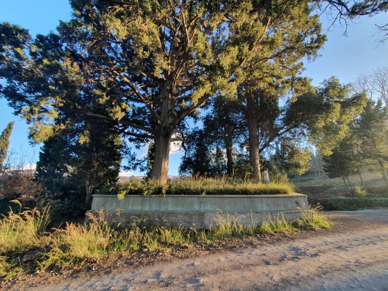 Karsu Baba Turbesi 6 768x576