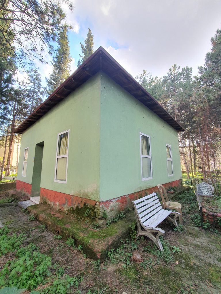 Sirri Sultan Turbesi 3 768x1024