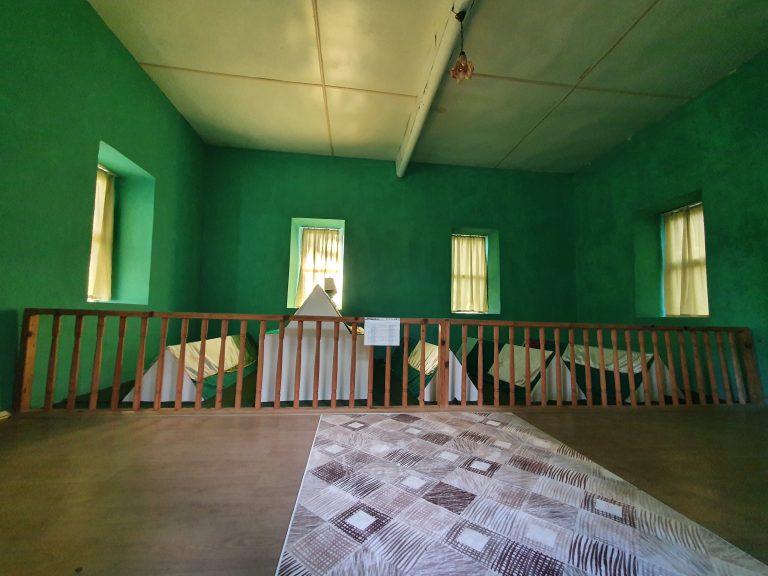 Sirri Sultan Turbesi 4 768x576