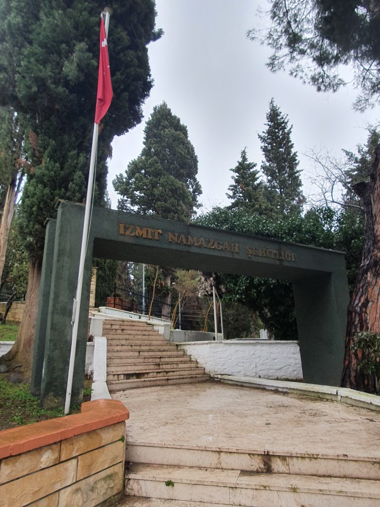 Namazgah Sehitligi 1a 768x1024