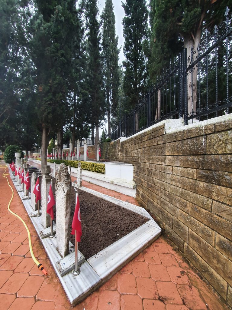 Namazgah Sehitligi 27 768x1024