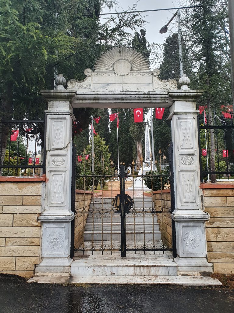 Namazgah Sehitligi 2a 768x1024