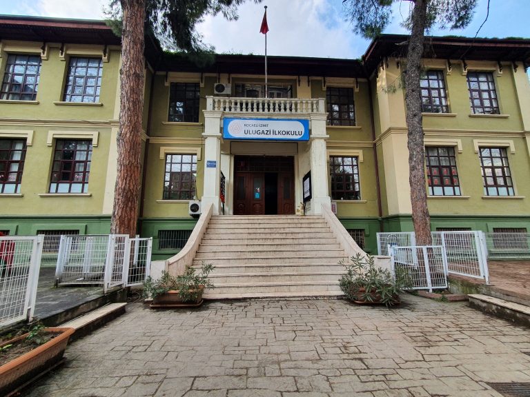 Ulugazi Ilkokulu 3 768x576