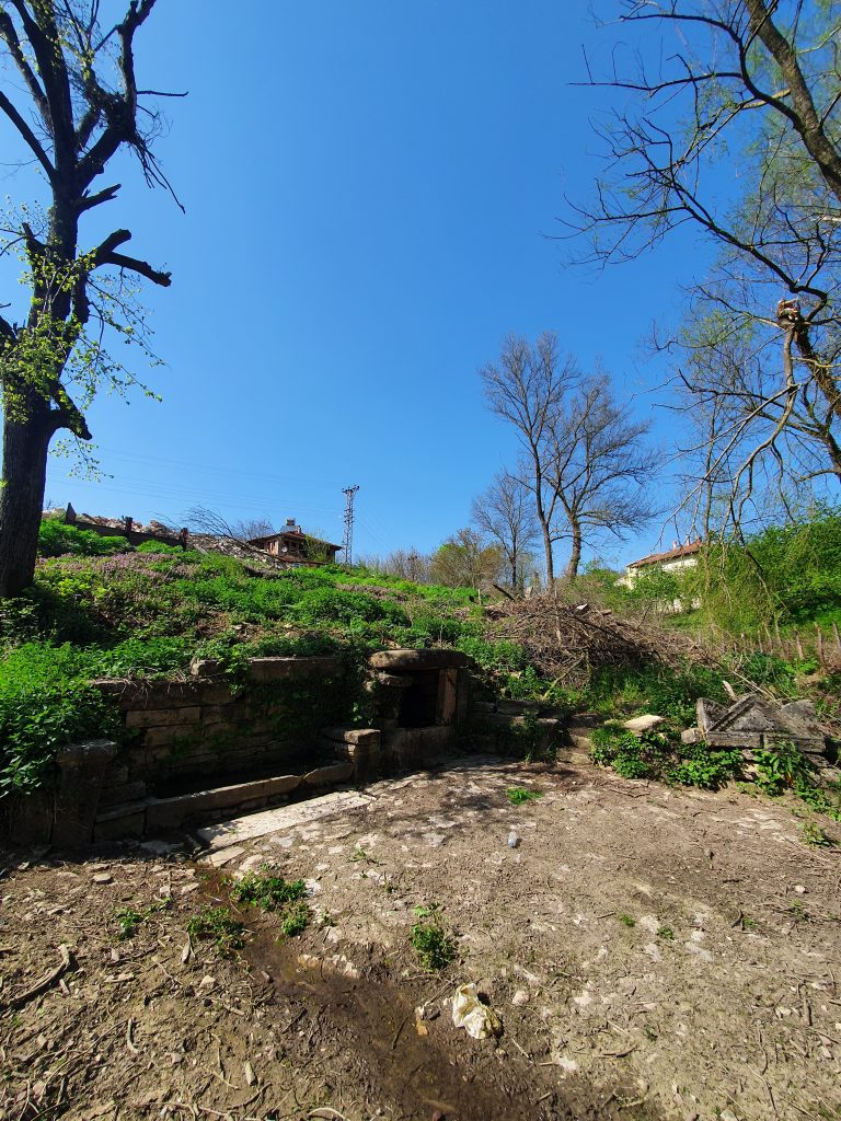 Haciseyh Koy Cesmesi 2 768x1024