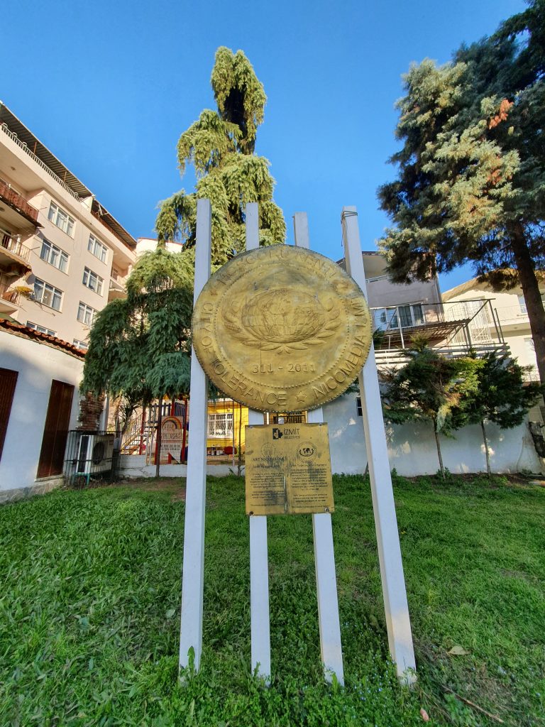 Hosgoru Aniti Izmit 1 768x1024