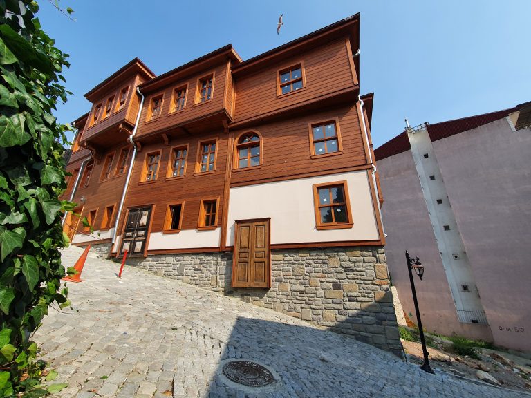 Izmit Tarihi Evleri 31 768x576