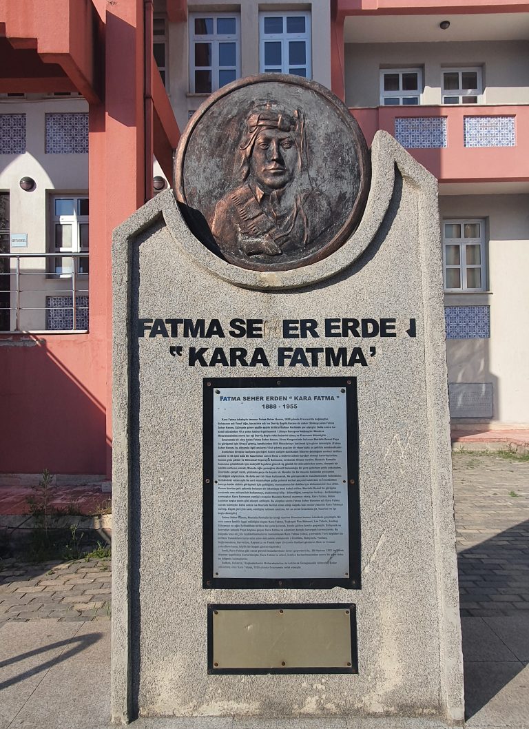 Kara Fatma Aniti 2 768x1058
