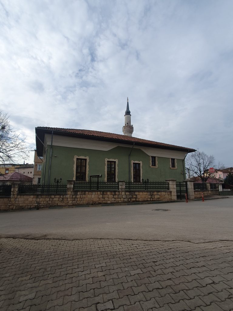 Orhan Cami Kandira 2h 1 768x1024