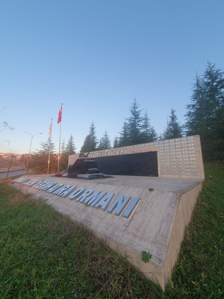 Sarikamis Sehitleri Aniti 11 768x1024