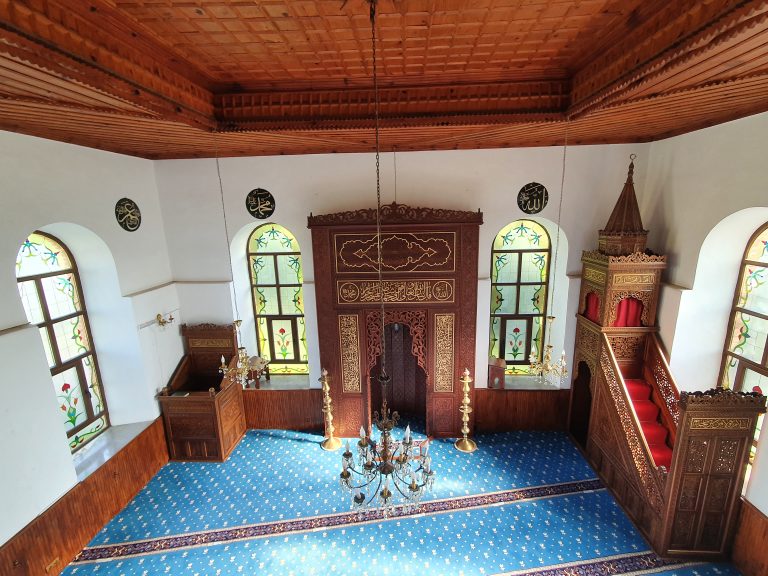 Hikmetiye Cami 13 768x576