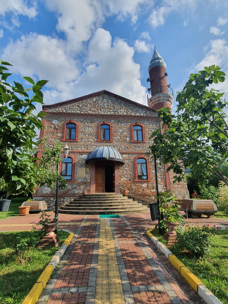 Hikmetiye Cami 4a 768x1024