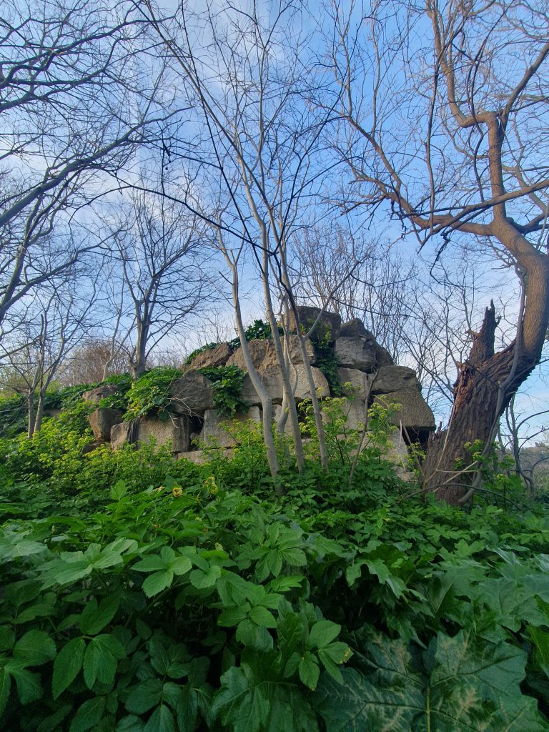 Nikomedia Antik Tiyatrosu Kalintilari 14 768x1024