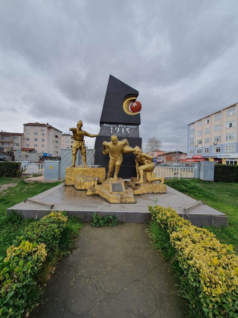 1915 Canakkale Aniti 2 768x1024