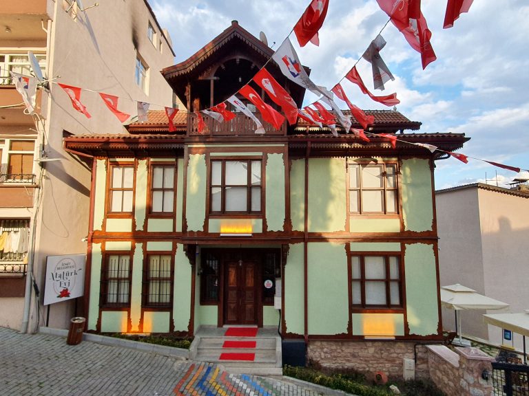 Ataturk Evi Muzesi Yesil Konak 3 768x576