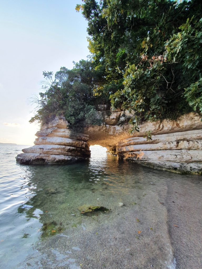 Kerpe Delikli Koy 4 768x1024