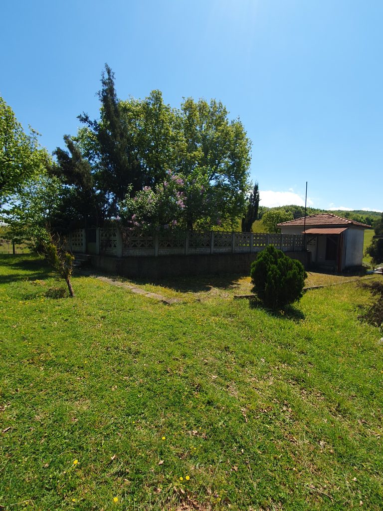 Dokuzlar Dede Turbesi 3 768x1024