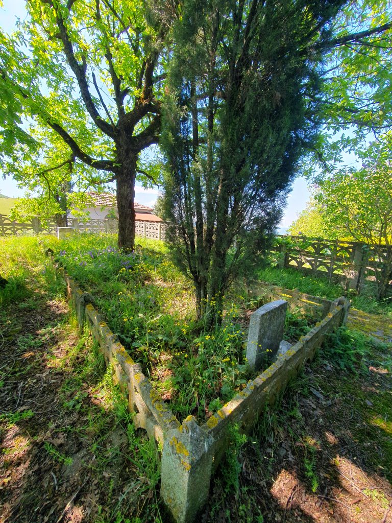 Dokuzlar Dede Turbesi 6 768x1024