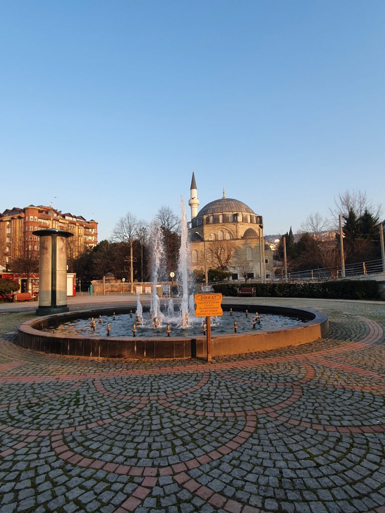 Pertev Mehmed Pasa Yeni Cuma Cami 1a 768x1024