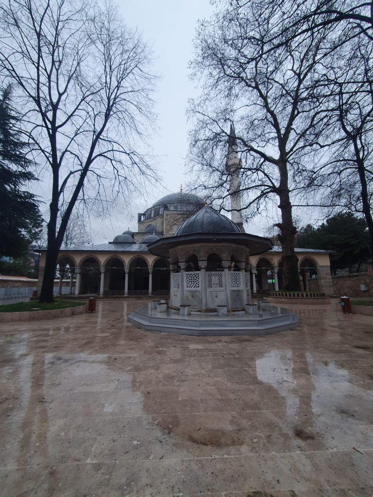 Pertev Mehmed Pasa Yeni Cuma Cami 8 768x1024