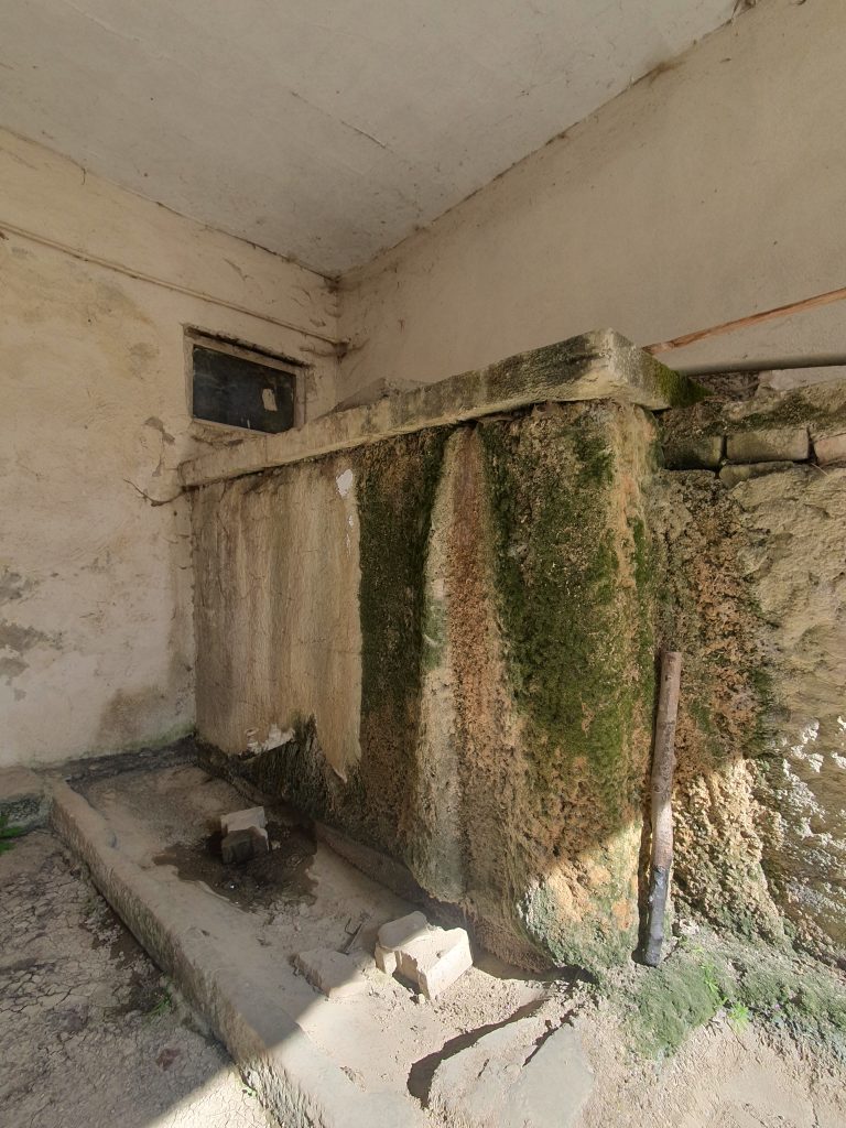 Karayakuplu Koy Cesmesi 5 768x1024